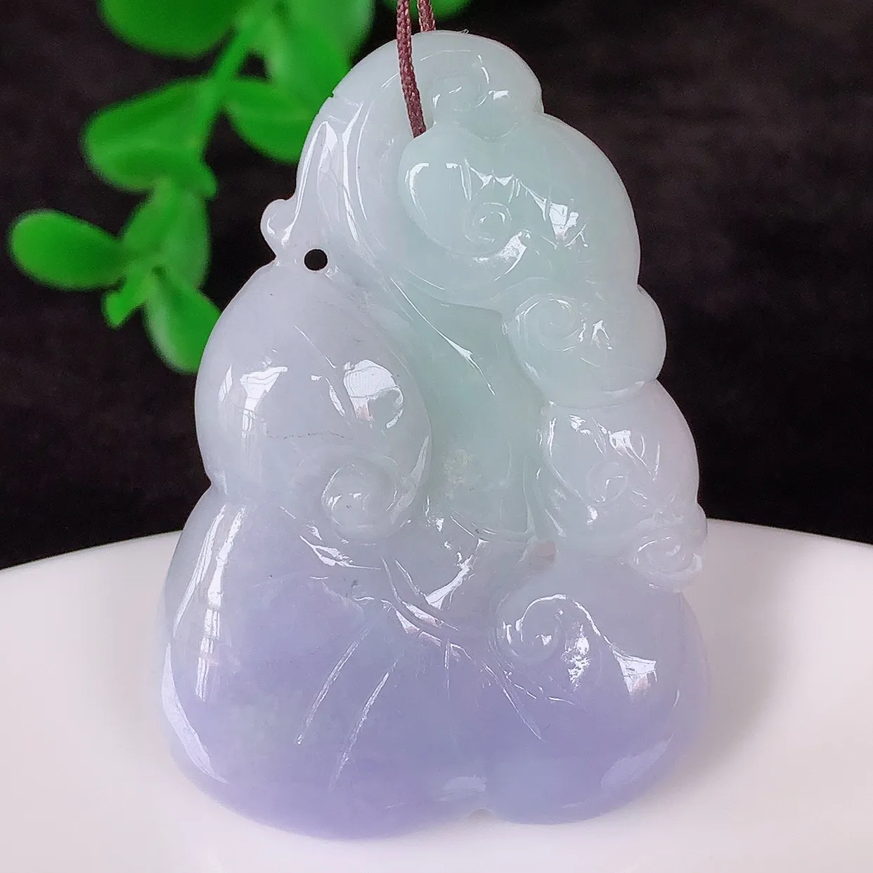 自然光实拍，冰润冰糯种紫罗兰翡翠如意吊坠，翡翠如意，上身效果非常美，饱满大气，工艺美，万事如意，如意一生 #1.21