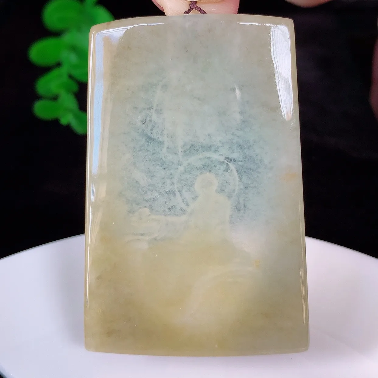 自然光实拍，冰润冰糯种黄翡翡翠悟道吊坠，翡翠悟道寓意“祥和，安宁，吉祥，幸福”，佩戴效果优雅迷人，性价比超高！#60.21