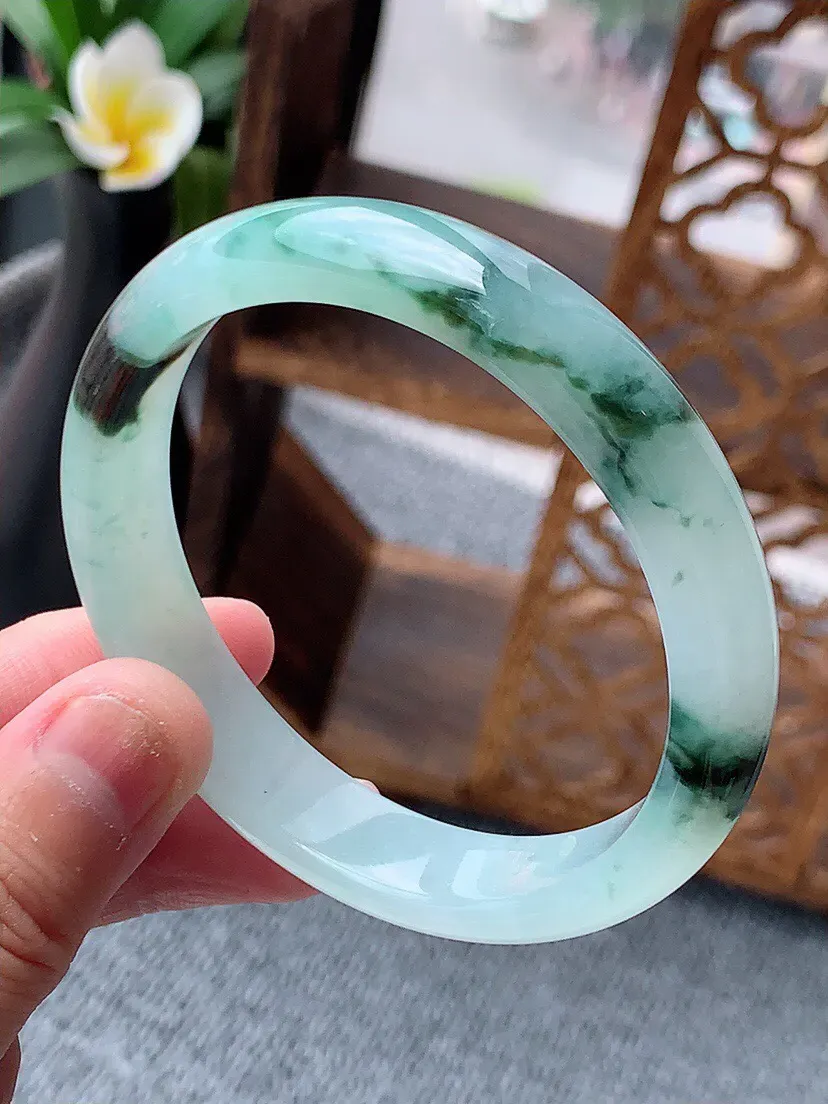 a货翡翠老坑种飘花正装正圈手镯56-57圈口 尺寸56×11.5×6.7mm 重量43.45g 06