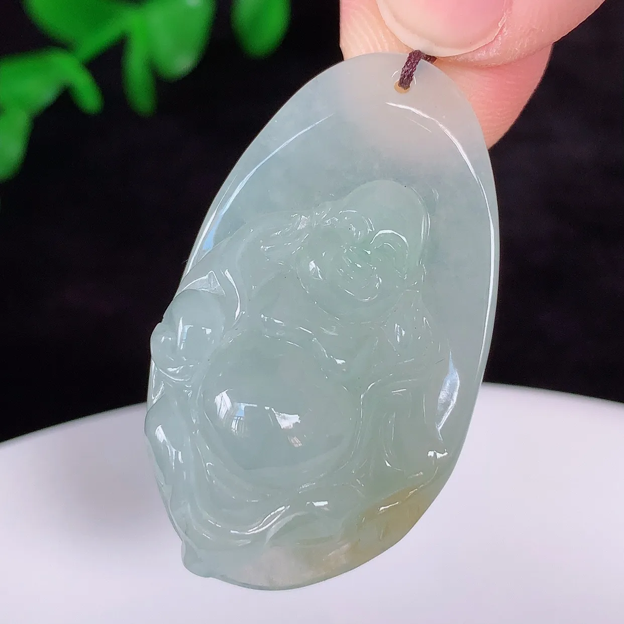 自然光实拍，冰种冰胶黄翡翡翠逍遥布袋佛吊坠，代代有钱，水足丰盈，盈满欢喜，配戴送礼佳品！#60.21