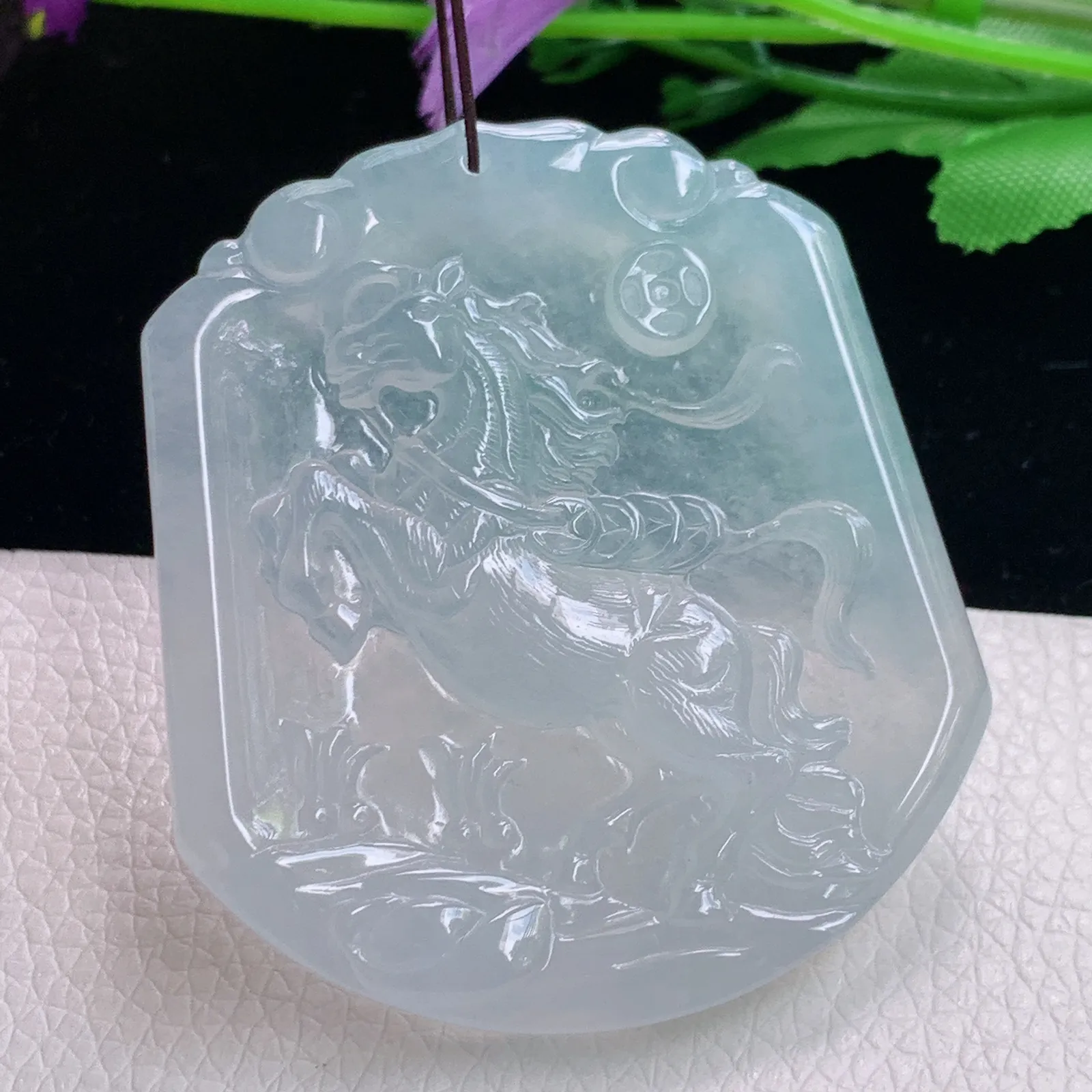 Kti实拍51.5*45.5*5.5缅甸翡翠A货冰种晴底马到功成玉吊坠 生肖马