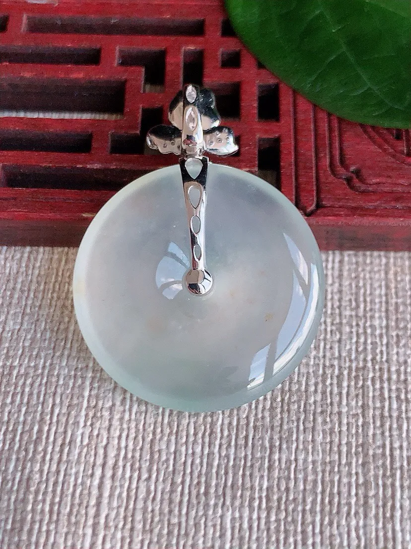 a货翡翠老坑冰种18K金伴钻镶嵌撒金花平安扣吊坠 尺寸35.6×25.5×4.5mm 重量7.88g