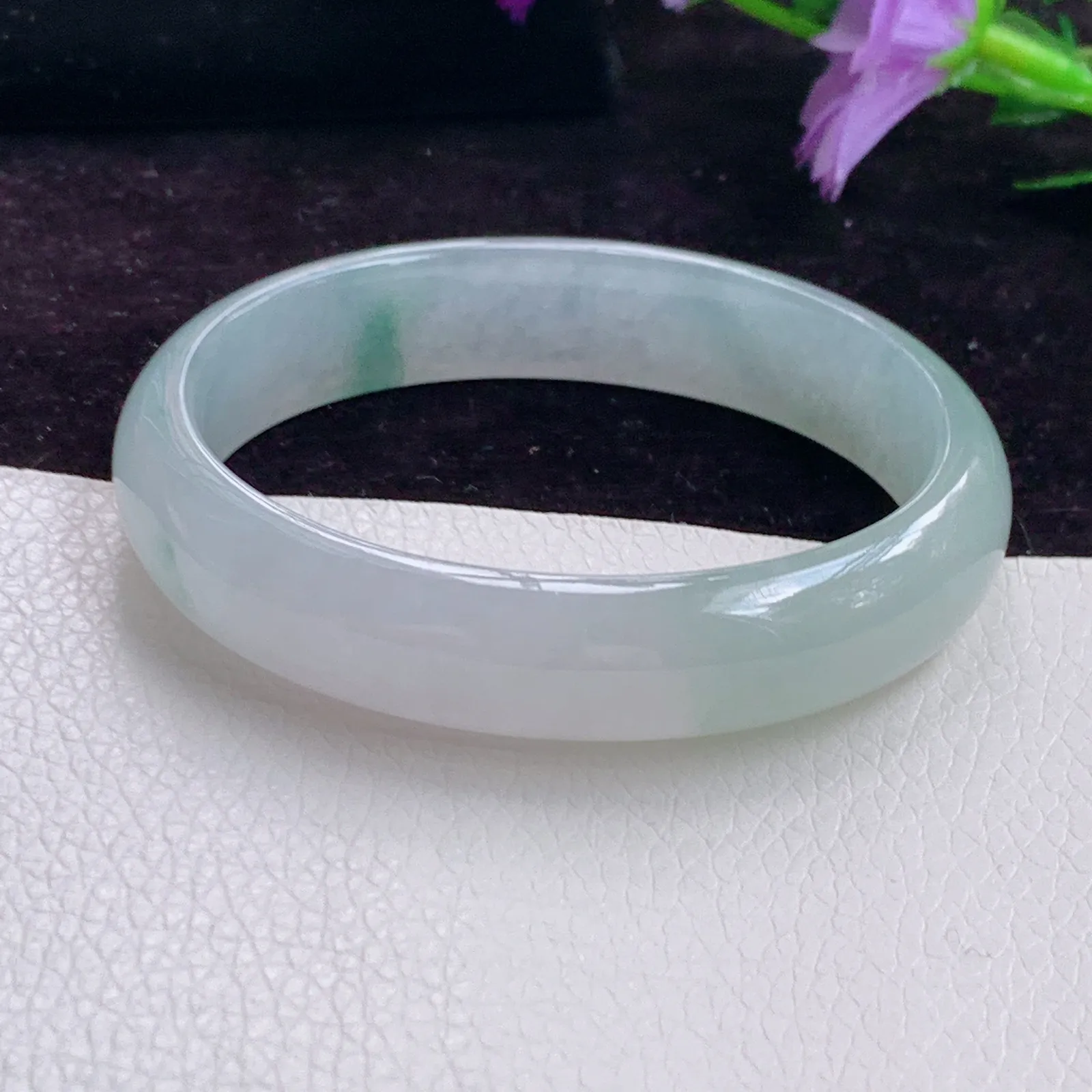 js小圈口53*43*12*6.2贵妃镯老坑精美冰胶灵动蛋形清秀翡翠玉手镯