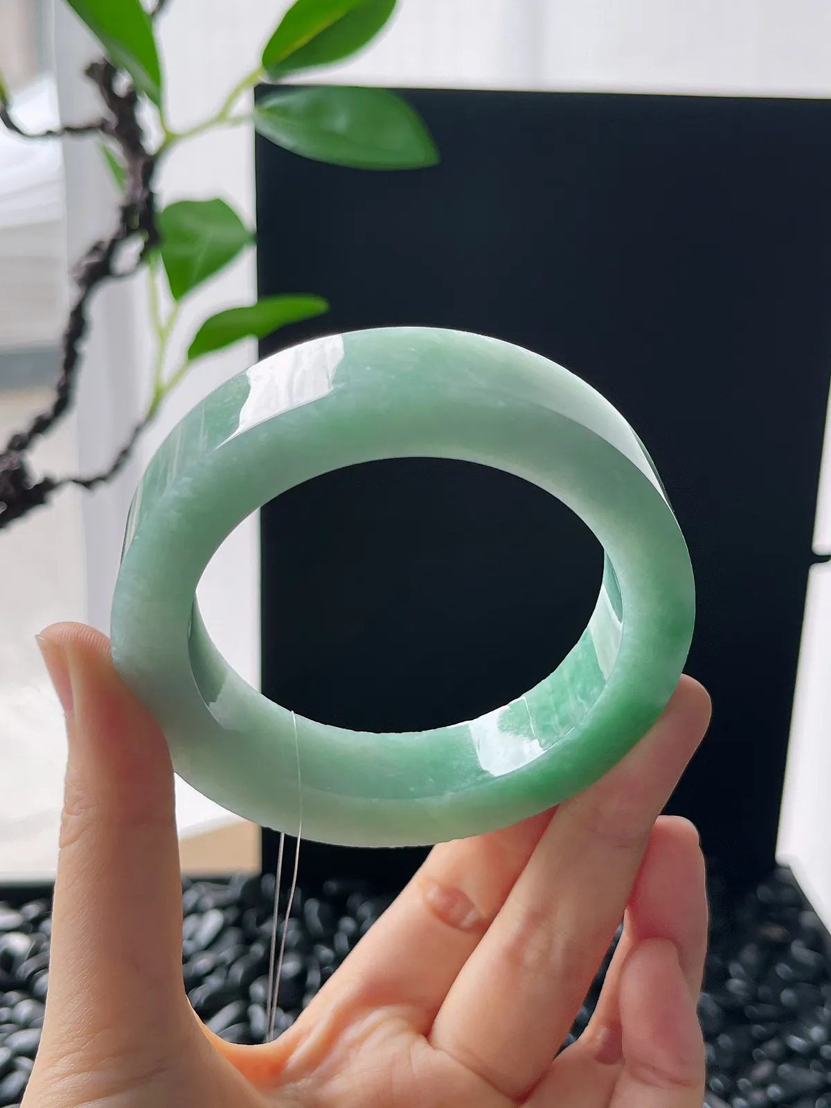 翡翠镯饼，⭕️正圈最大做58，圆条最大做54；最小做55.7