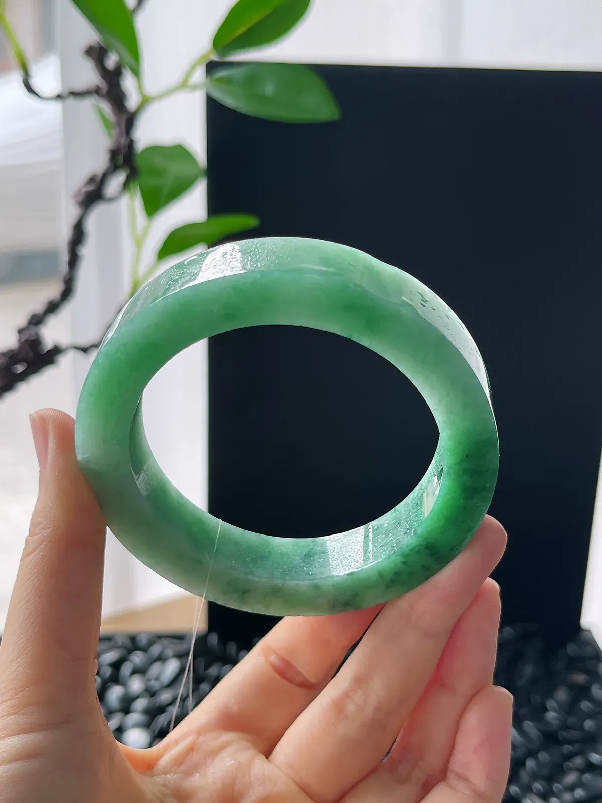 翡翠镯饼，⭕️正圈最大做58，圆条最大做54；最小做55.7