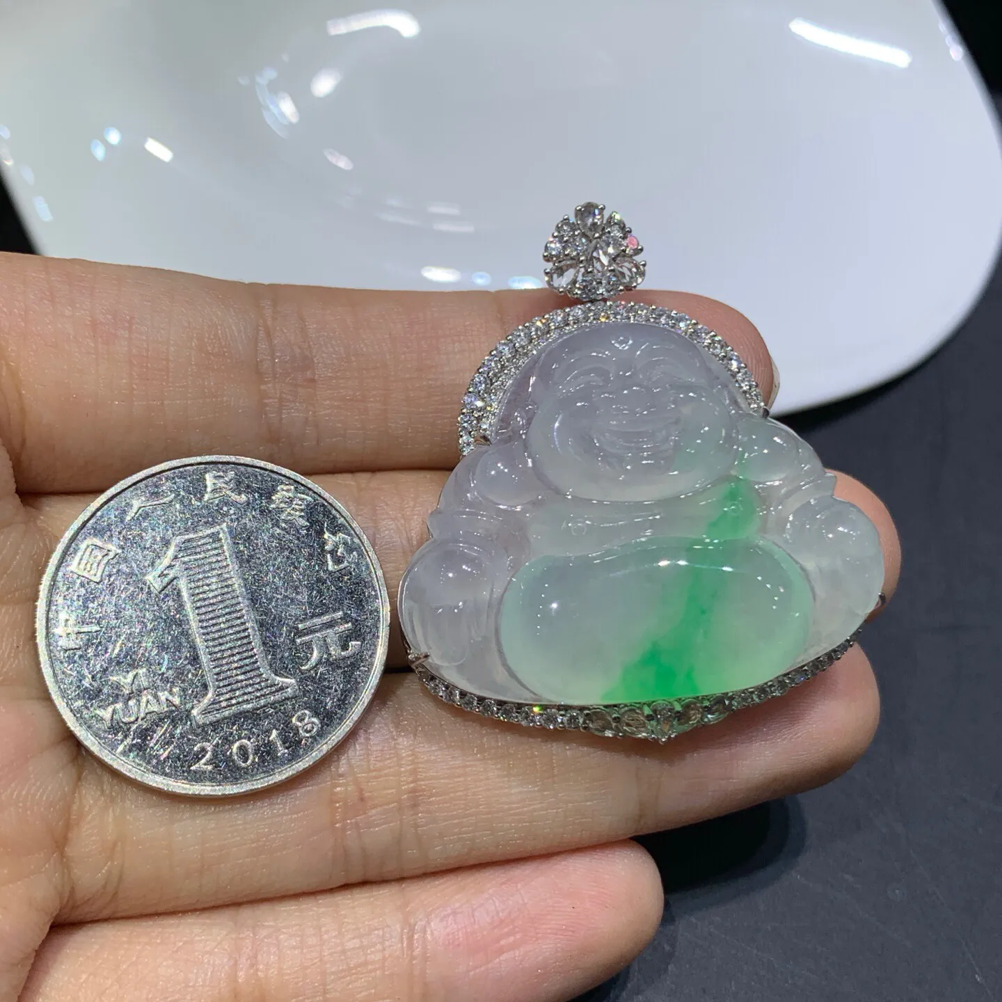 冰种带色佛公吊坠 整体尺寸41.8-36.6-11裸石28.5-36.6-7毫米