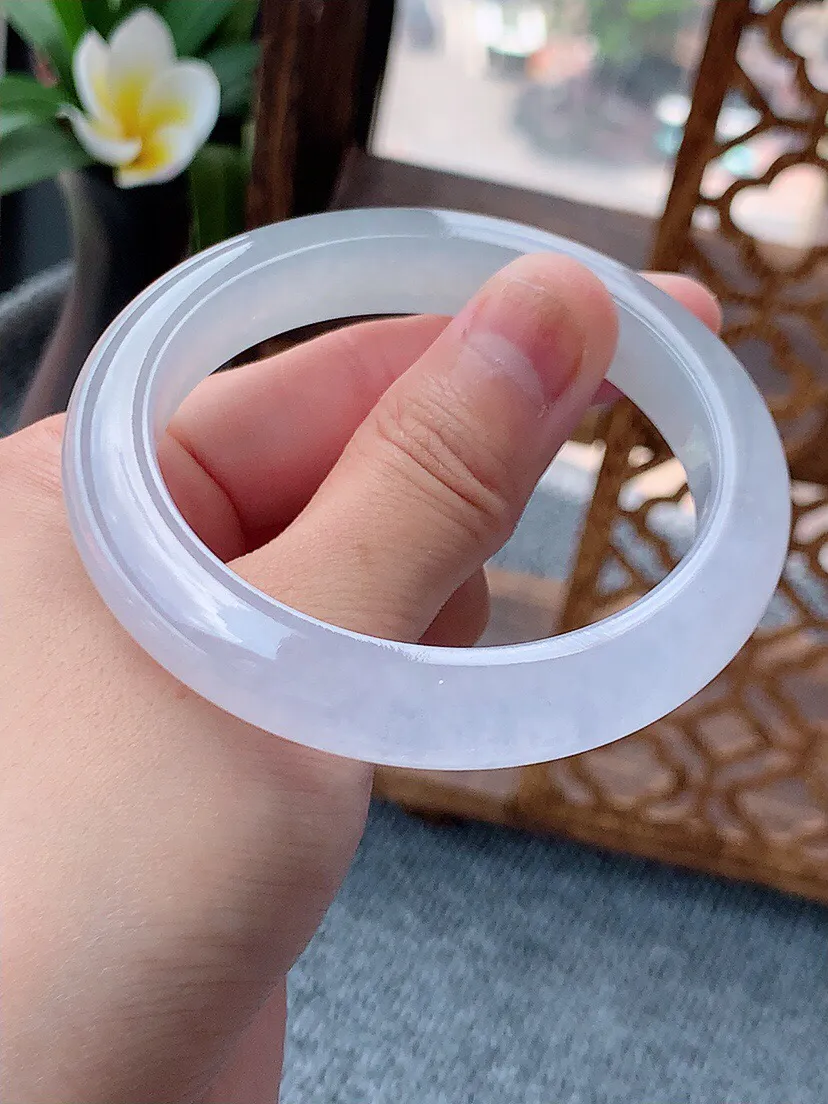 a货翡翠老坑冰种白月光正装正圈手镯54-55圈口 尺寸54.8×10.5×8.4mm 重量52.60g 0622