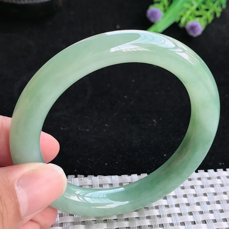 自然光54/10/9.7老坑冰润起胶满绿圆条手镯翡翠玉镯美人镯