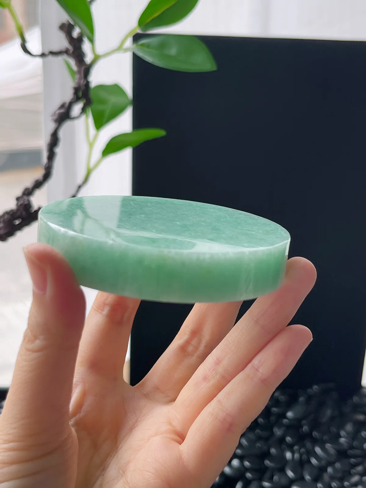 翡翠镯饼，⭕️正圈最大做56，圆条最大做52