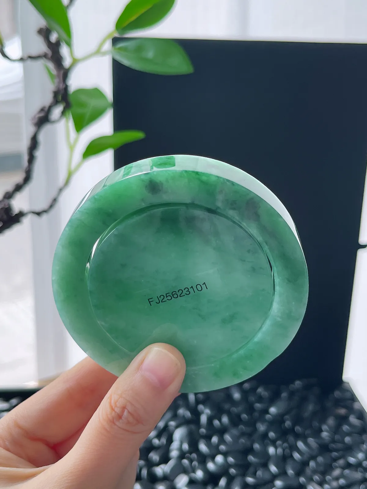 翡翠镯饼，⭕️正圈最大做58，圆条最大做54；最小做55.7