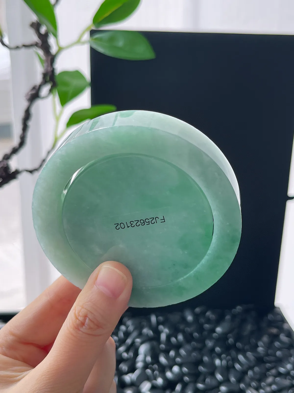 翡翠镯饼，⭕️正圈最大做58，圆条最大做54；最小做55.7