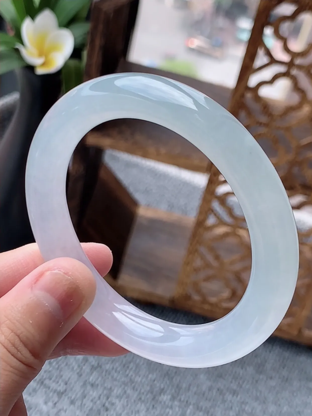 a货翡翠老坑冰种晴水圆条手镯54-55圈口 尺寸54.8×10mm 重量56.15g 0622
