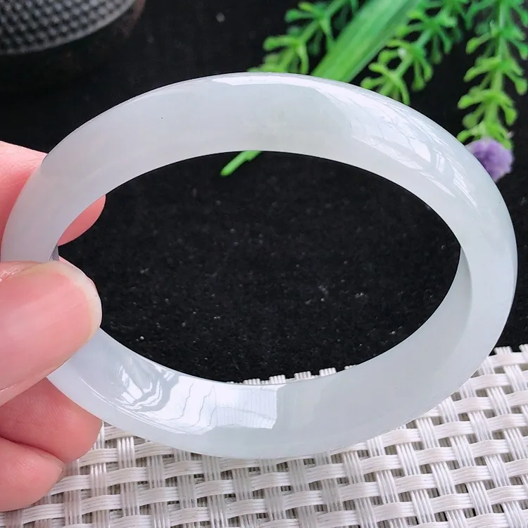 自然光55/48/13/6.8老坑冰透起胶冰纯月光白贵妃手镯翡翠玉镯美人镯
