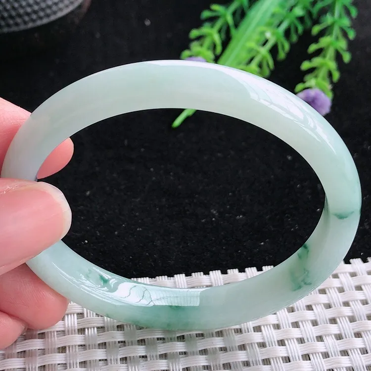 自然光56/48.5/9.2/7老坑秀气冰润飘花贵妃手镯翡翠玉镯美人镯