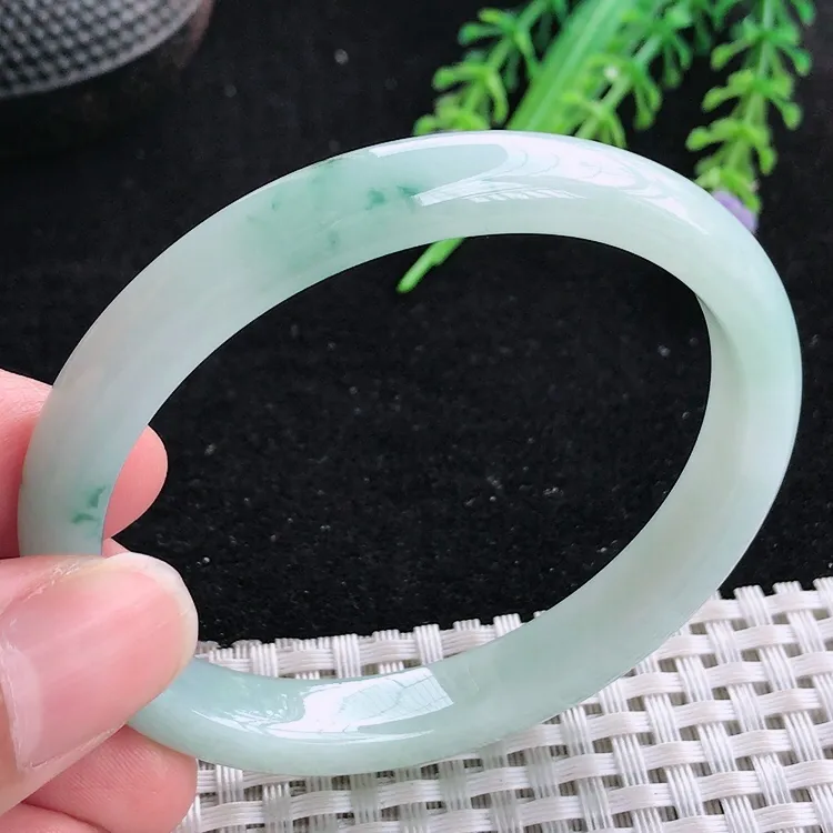 自然光56/48.5/9.2/7老坑秀气冰润飘花贵妃手镯翡翠玉镯美人镯