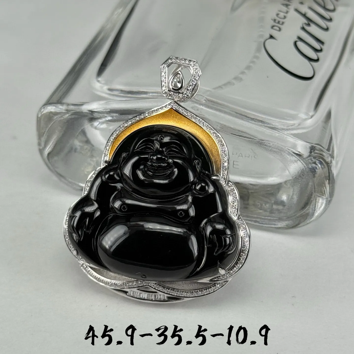 精品18k墨翠大肚佛 种好色正 黑度极好 打灯通透 油性十足 尺寸45.9