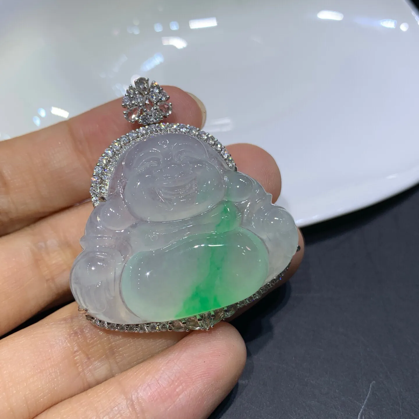 冰种带色佛公吊坠 整体尺寸41.8-36.6-11裸石28.5-36.6-7毫米