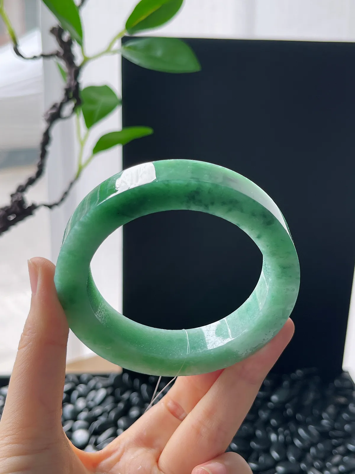 翡翠镯饼，⭕️正圈最大做58，圆条最大做54；最小做55.7