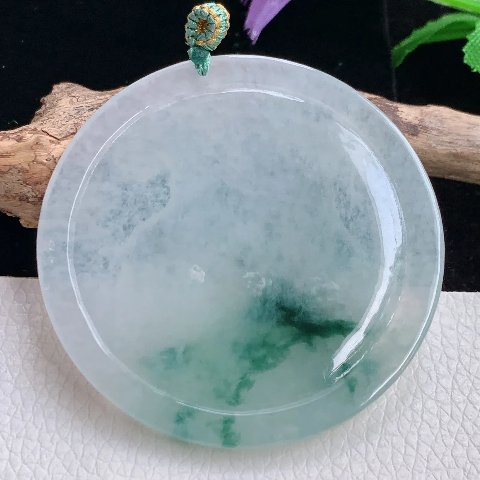 yn实拍52.8*5.5缅甸翡翠精雕冰飘花三羊开泰 生肖羊玉吊坠 玉挂件