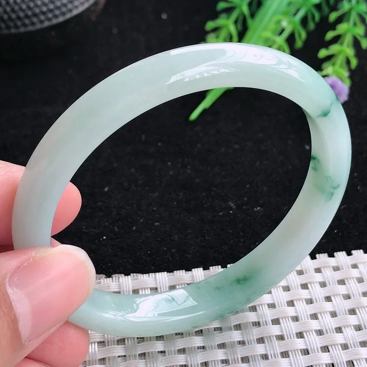 自然光56/48.5/9.2/7老坑秀气冰润飘花贵妃手镯翡翠玉镯美人镯