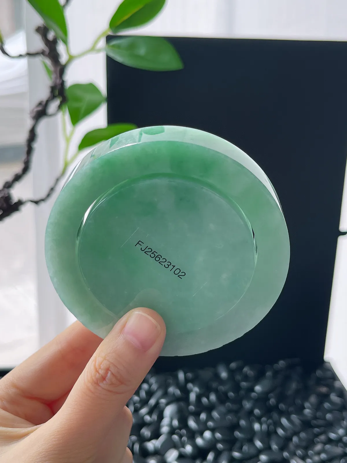 翡翠镯饼，⭕️正圈最大做58，圆条最大做54；最小做55.7