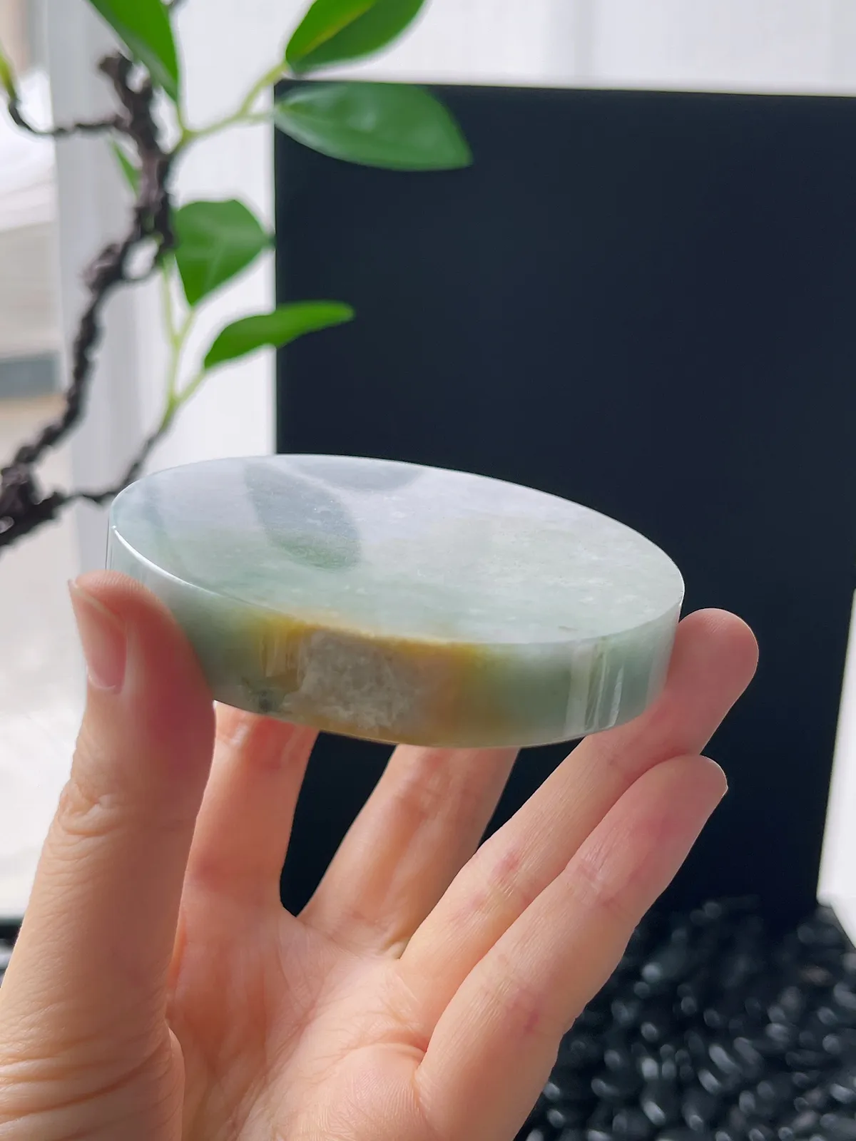 翡翠镯饼，⭕️正圈最大做56，圆条最大做52