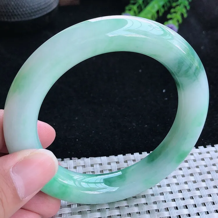自然光57.8/12.3/12.5老坑精美冰润飘花胖圆条手镯翡翠玉镯美人镯