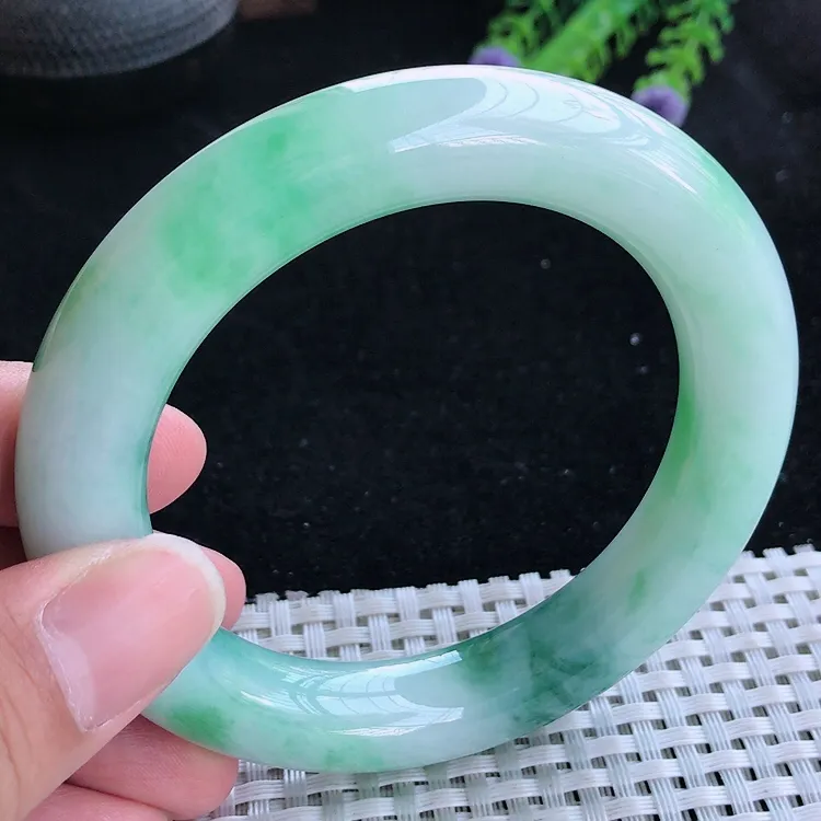 自然光57.8/12.3/12.5老坑精美冰润飘花胖圆条手镯翡翠玉镯美人镯