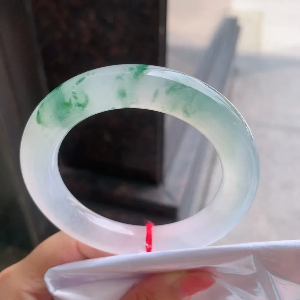 圆条冰玻飘花 一丝冰丝根 尺寸:54.5/11.3  种水好