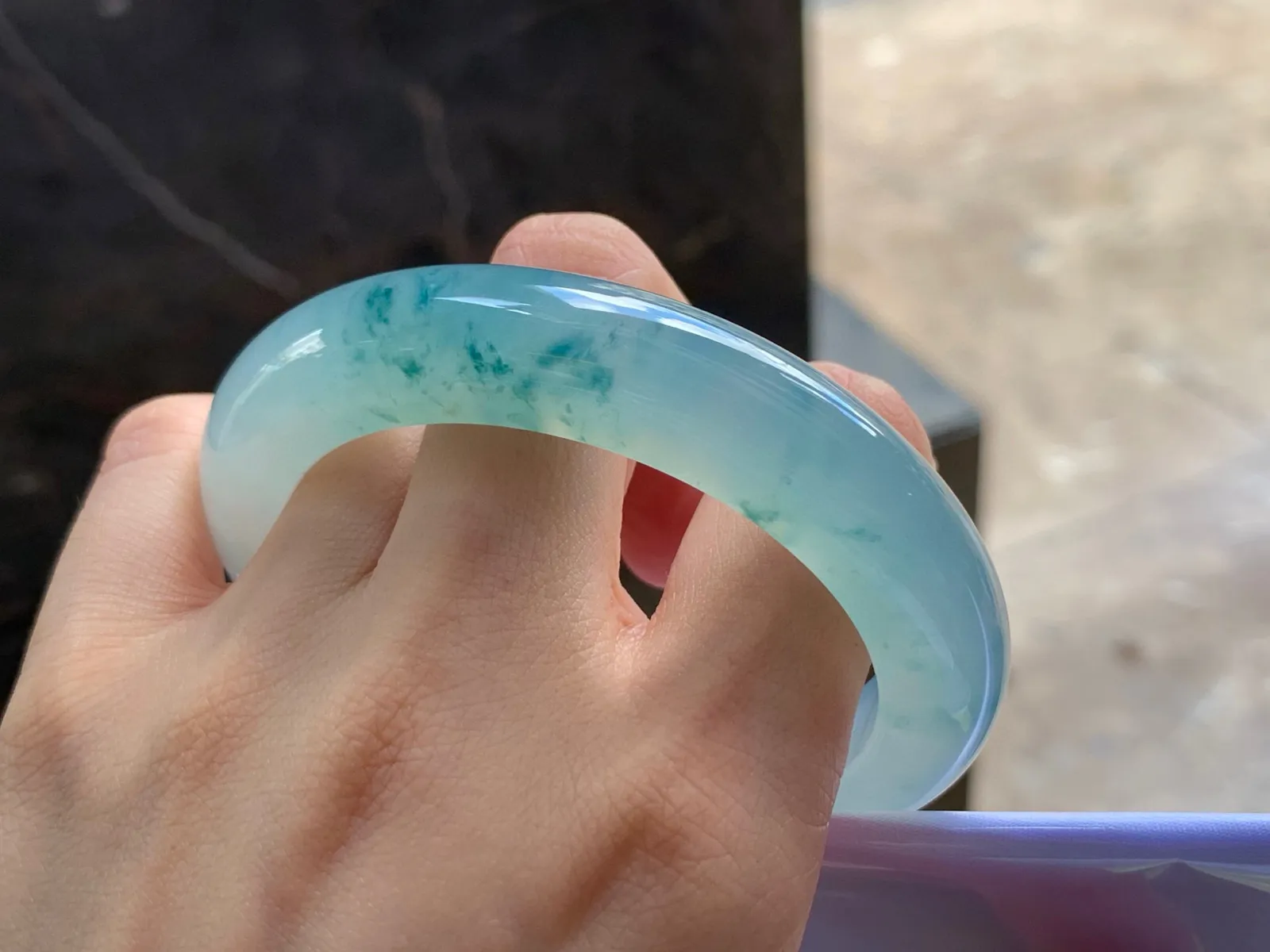 冰种飘花手镯
58.5/12.5/10.8mm