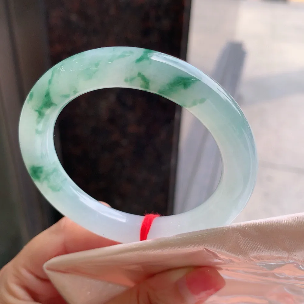 圆条高冰飘花 无瑕 尺寸:54.8/10.2 花美️️