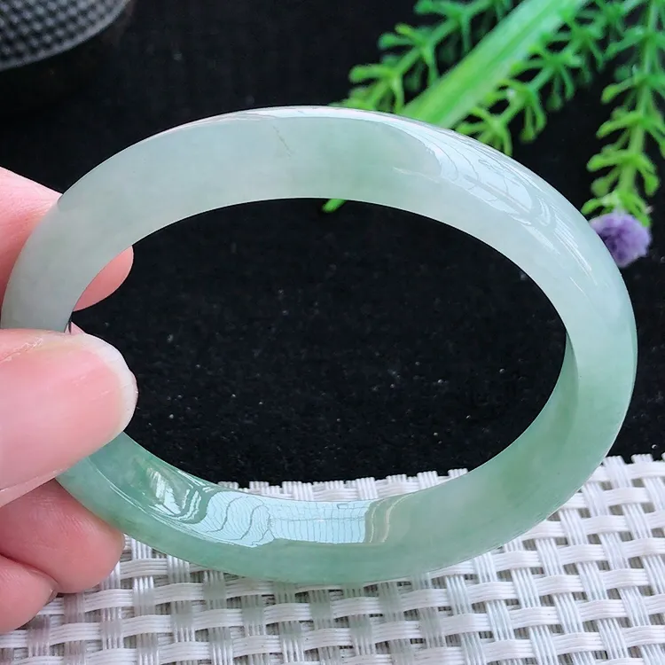 自然光55/48/10.5/7.4老坑冰胶水灵冰晴绿贵妃手镯翡翠玉镯美人镯