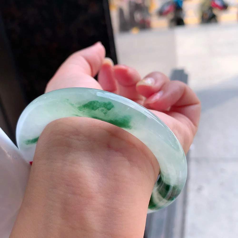 圆条冰玻飘花 无瑕 尺寸:55.2/11 花美 种水好