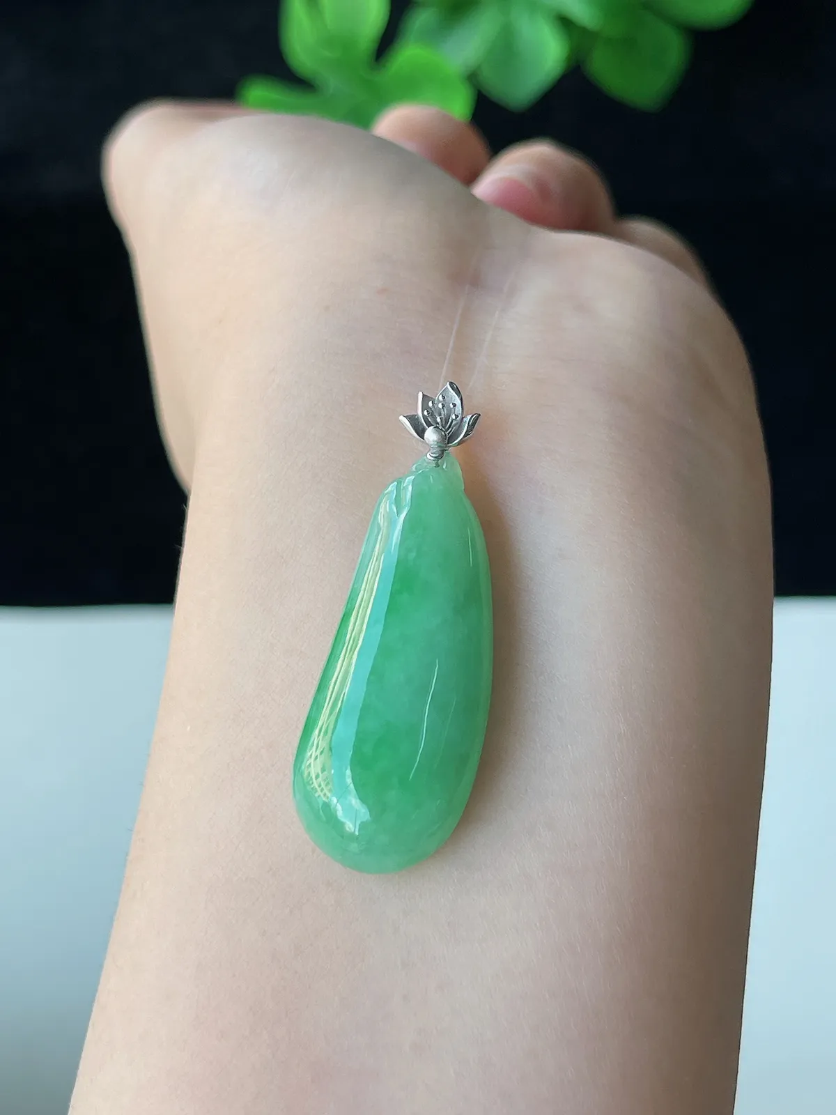 翡翠糯化种浅绿色福瓜