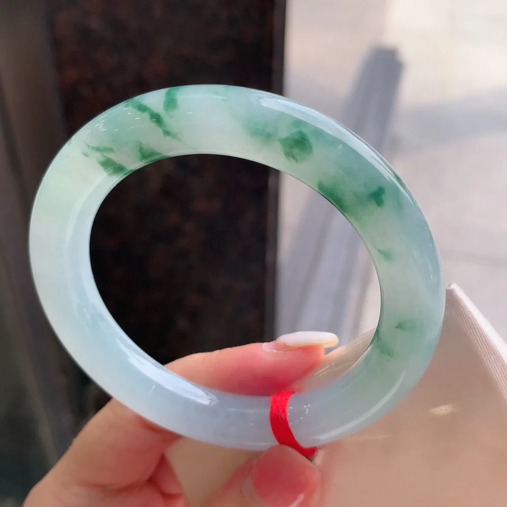 圆条高冰飘花 无瑕 尺寸:54.8/10.2 花美️️