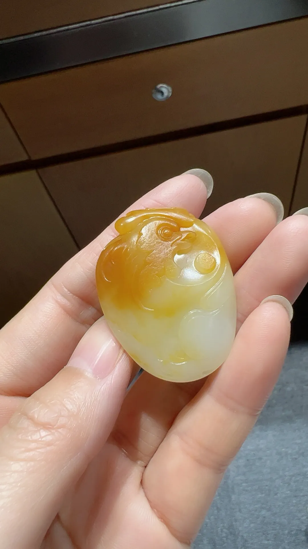籽料｜大吉大利 大师作品

重17.9克 尺寸40*29.5*11m m