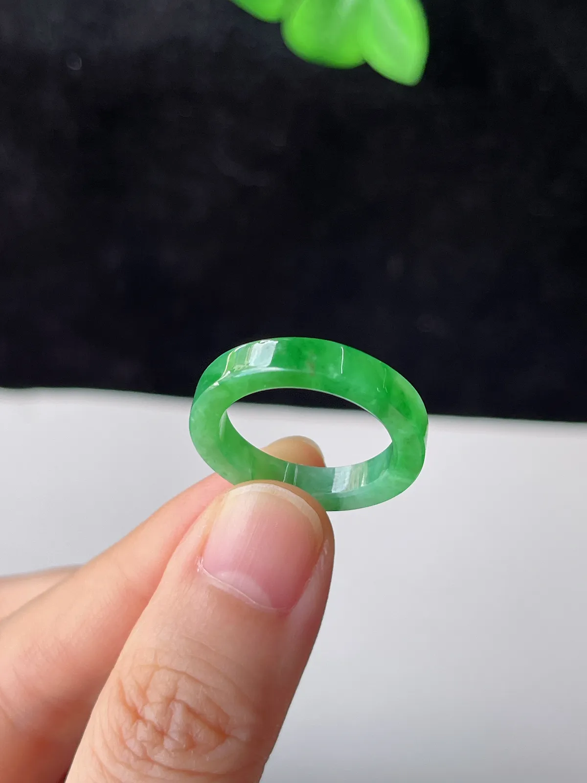 翡翠冰糯种绿色戒指