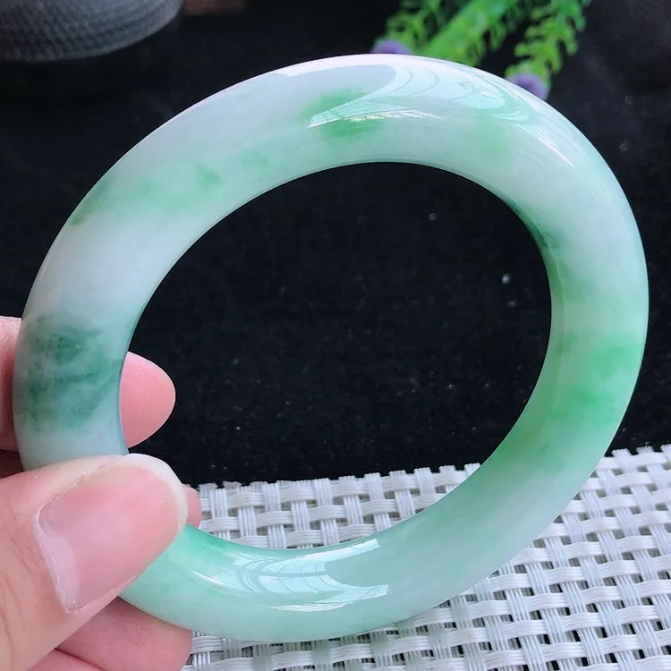 自然光57.8/12.3/12.5老坑精美冰润飘花胖圆条手镯翡翠玉镯美人镯