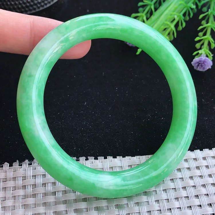 自然光56/10.6/10.1老坑精美温润满绿阳绿圆条手镯翡翠玉镯美人镯