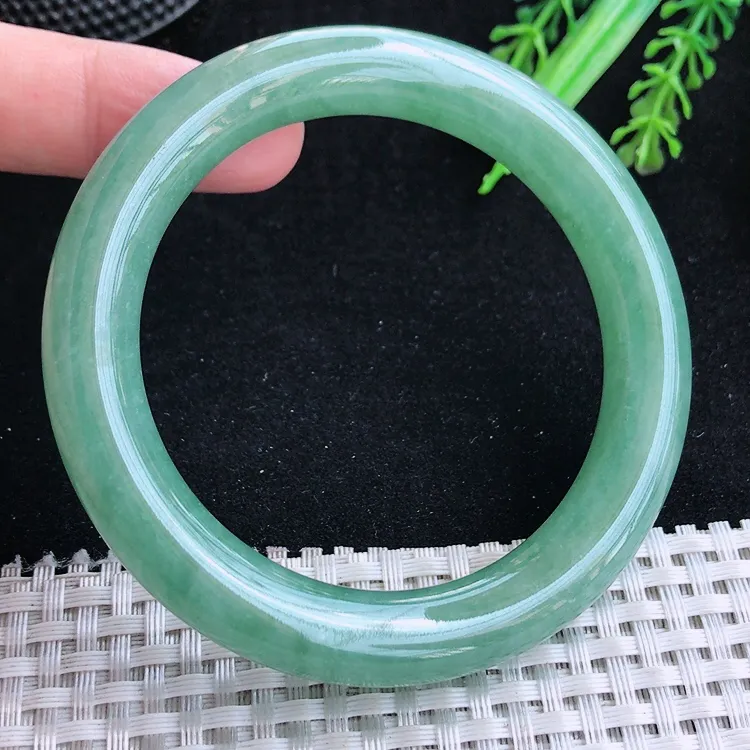 自然光57/10.8/10.4老坑冰胶果冻满绿圆条手镯翡翠玉镯美人镯