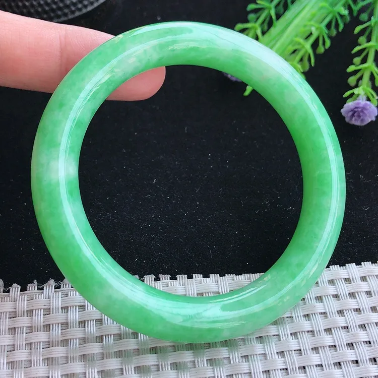 自然光56/10.6/10.1老坑精美温润满绿阳绿圆条手镯翡翠玉镯美人镯