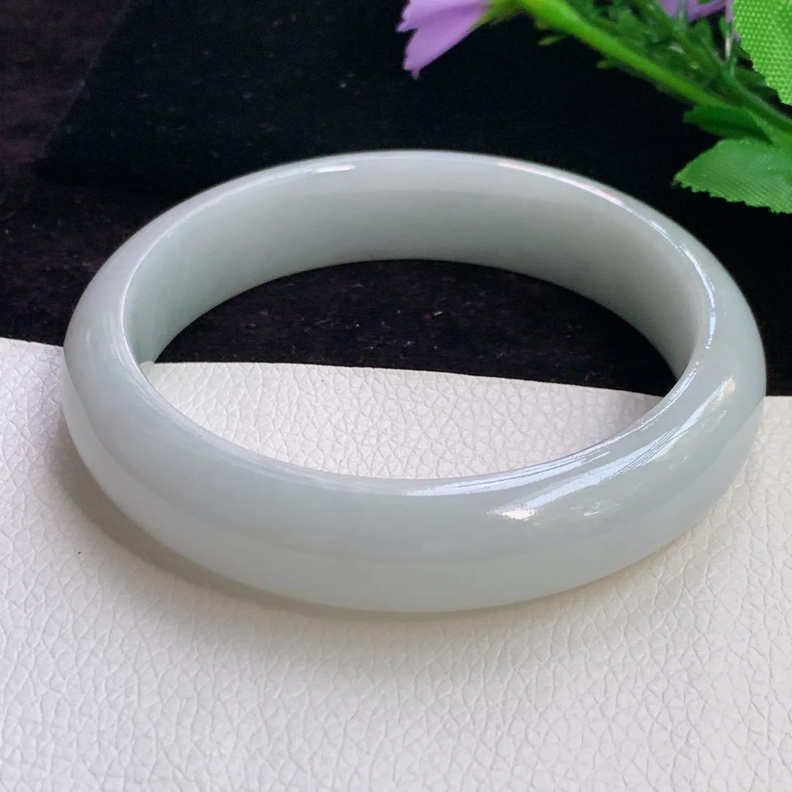 ll大圈口62.5*15*8.8平安镯 老坑精美胶感白月光翡翠宽边玉手镯 玉手环