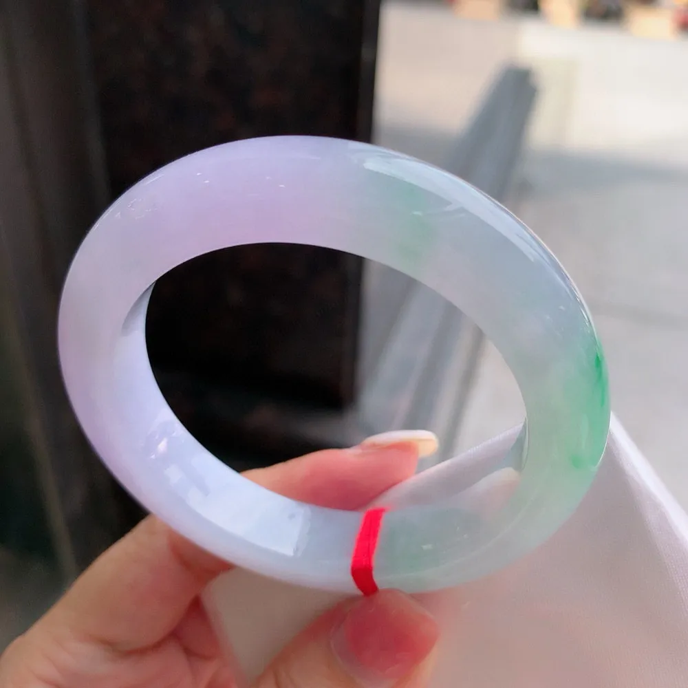 正圈冰阳绿 微冰丝 尺寸:53.6/11.8/9.6 种色兼备