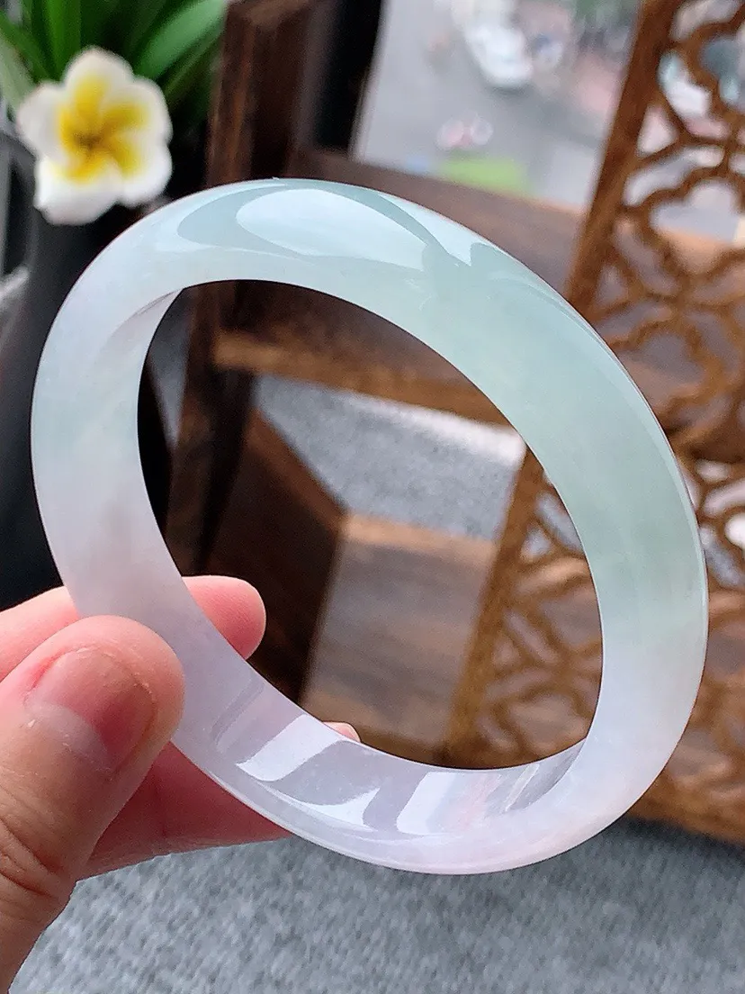 a货翡翠老坑白月光正装正圈手镯59-60大圈口 尺寸59×13×6.7mm 重量50.93g 061