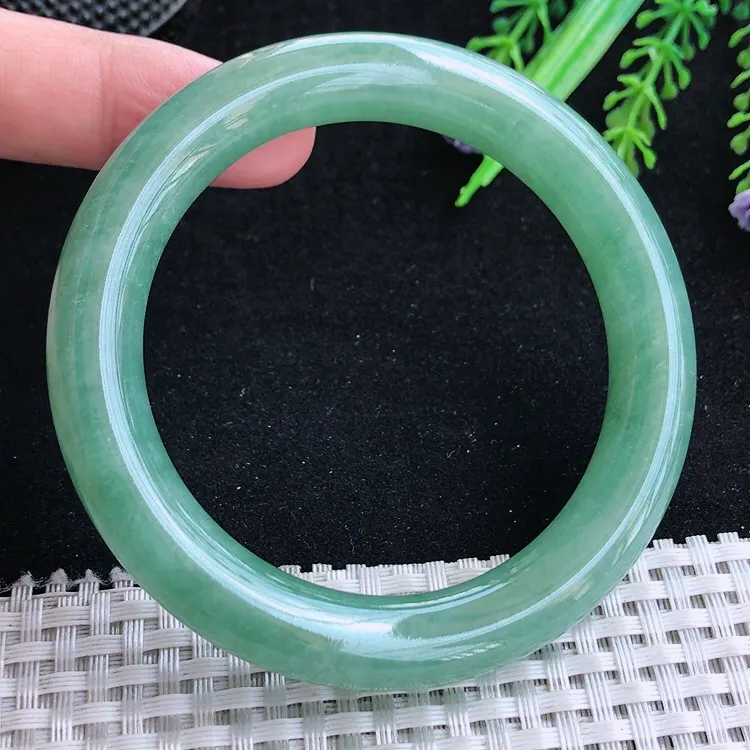 自然光57/10.8/10.4老坑冰胶果冻满绿圆条手镯翡翠玉镯美人镯