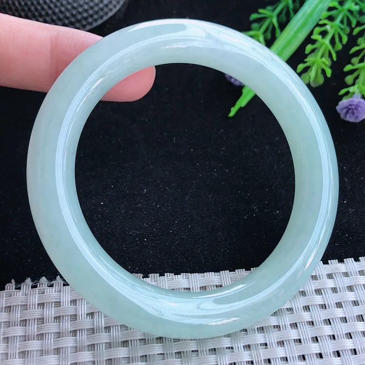 自然光57/10.8/10.6老坑种冰胶水灵冰晴绿圆条手镯翡翠玉镯美人镯