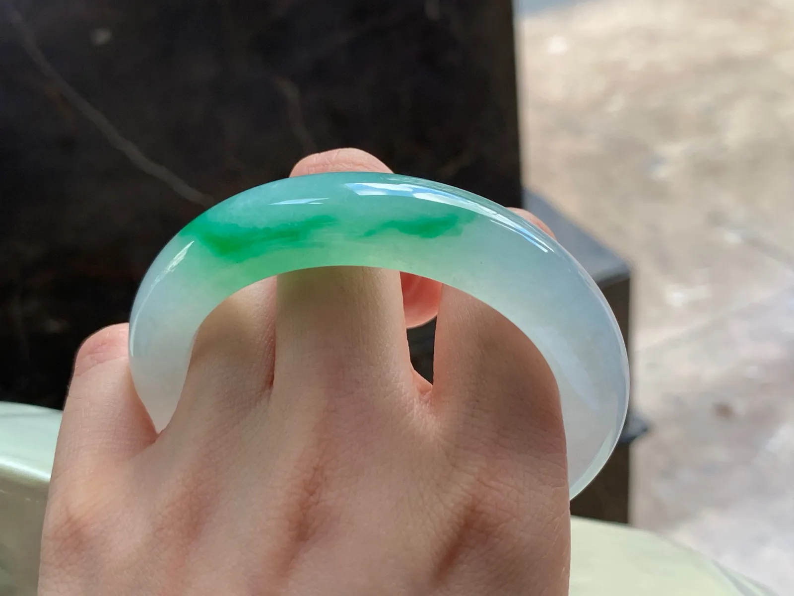 冰带色手镯
种好水足 56.2/12.6/10mm