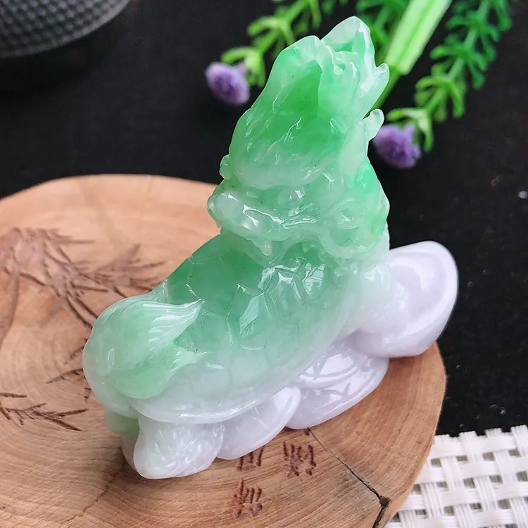 自然光57.5/15/53老坑精美冰润飘阳绿龙头龟小摆件龙龟手把件