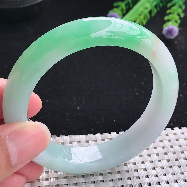 自然光57/12.8/9老坑冰胶水灵半山水飘阳绿手镯翡翠玉镯美人镯