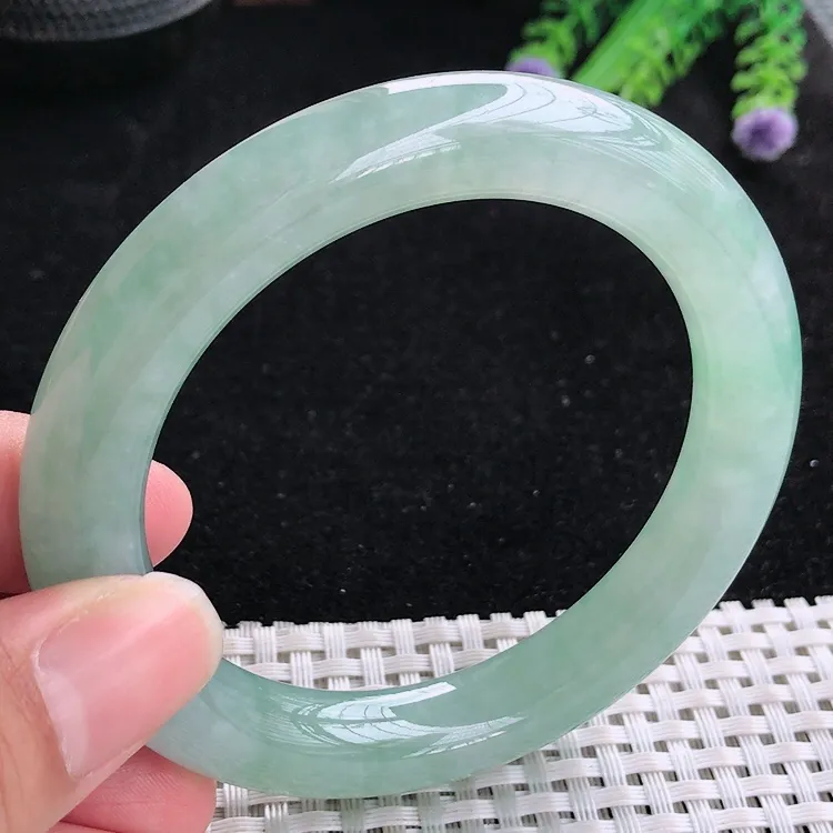 自然光57.5/10.8老坑冰胶果冻冰晴飘阳绿圆条手镯翡翠玉镯美人镯